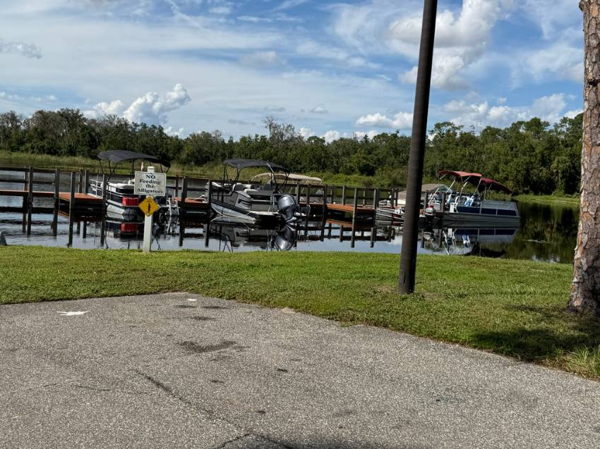 253 Dixie Circle a Haines City, FL Mobile or Manufactured Home for Sale